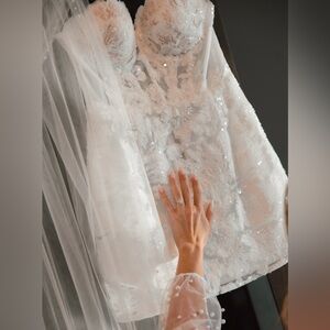 Elegant Lace Wedding Dress